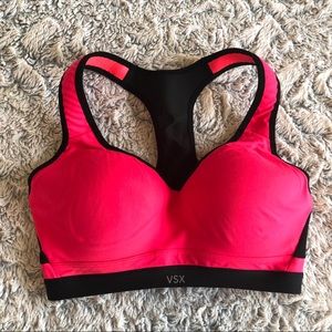 🔥BOGO FREE Victoria’s Secret VSX sports bra red